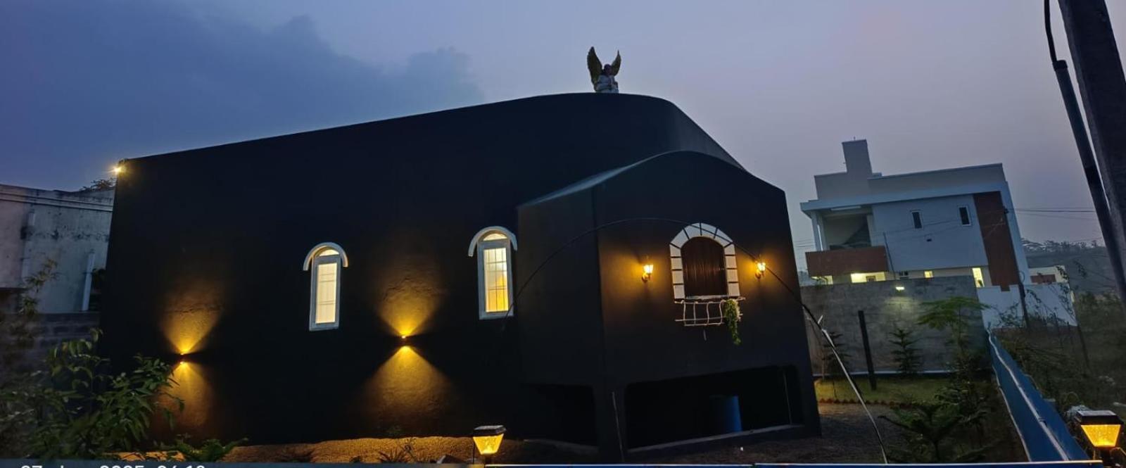 Caveman Guest House Pondicherry Exterior photo