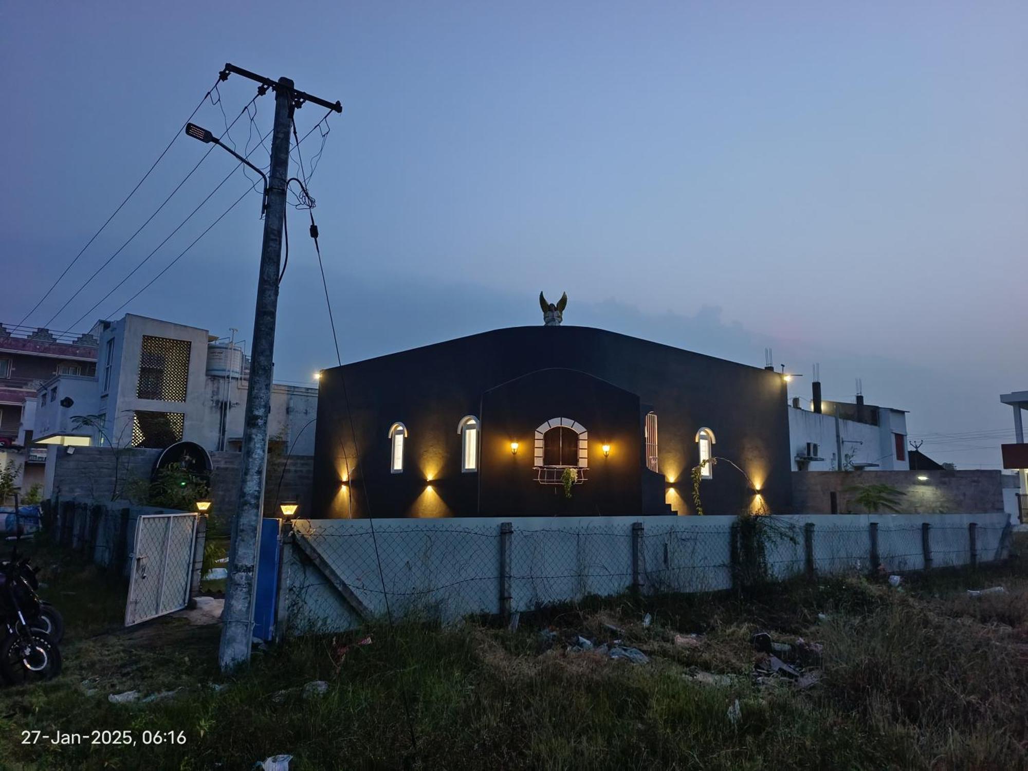 Caveman Guest House Pondicherry Exterior photo